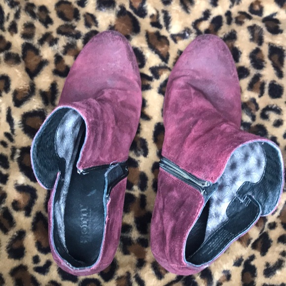 BORN Suede Booties - Picture 4 of 7